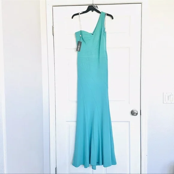 NWT Tadashi Shoji One Shoulder Crepe Gown Asymmetric XS Green